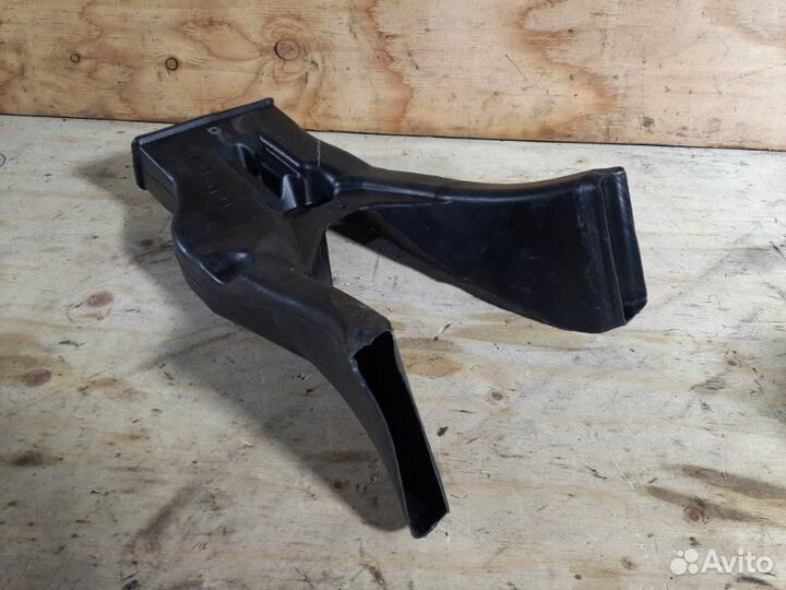 Воздуховод Mazda Axela bkep lfde 2005