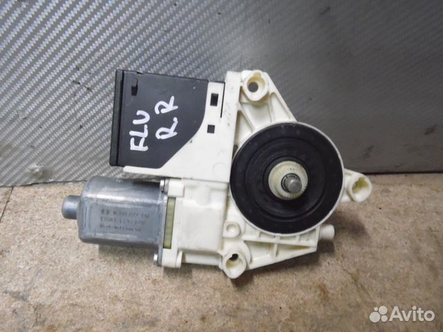 Моторчик стеклоподъемника задний правый Флюенс