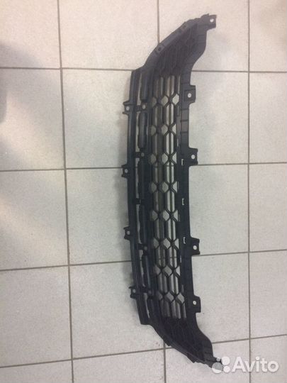 Решётка переднего бампера SsangYong Actyon New 13