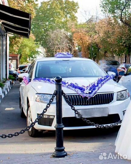 Свадебные украшения на машину