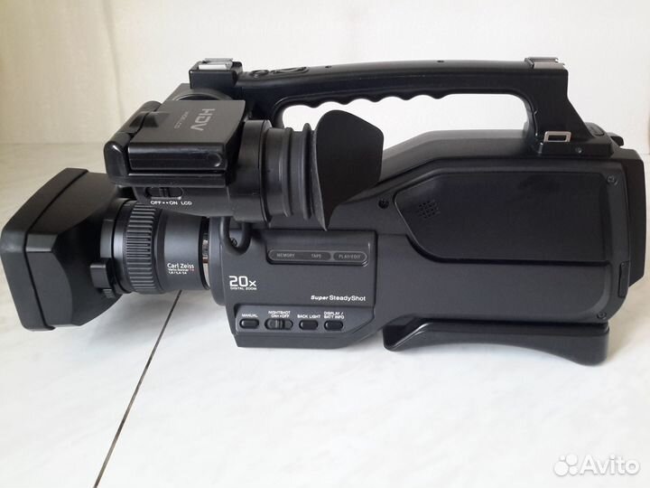 HDV видеокамера Sony HVR-HD1000E