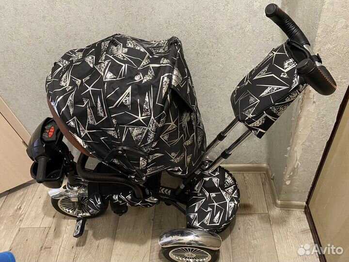 Детский трехколесный велосипед