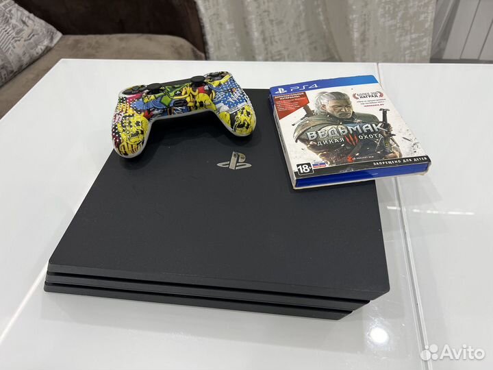Игровая приставка ps4 pro 1tb