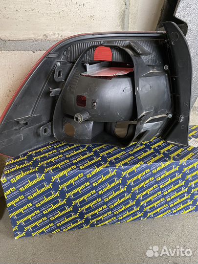 Фонарь стоп задний правый на volkswagen polo