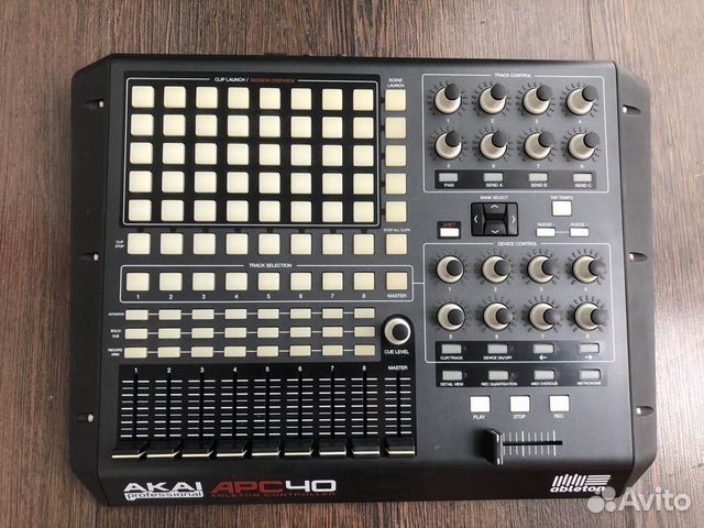 Midi-контроллер Akai APC40