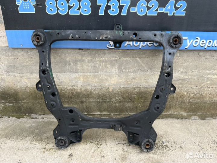 Подрамник передний Toyota Camry V50/V55 2011-2018