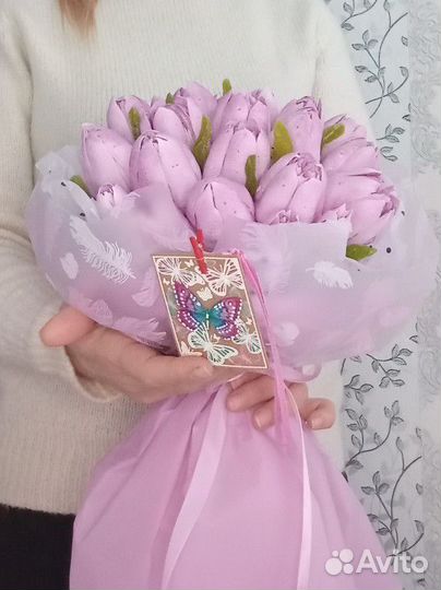 Тюльпаны съедобные из клубничного зефира