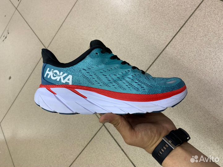 Беговые кроссовки hoka