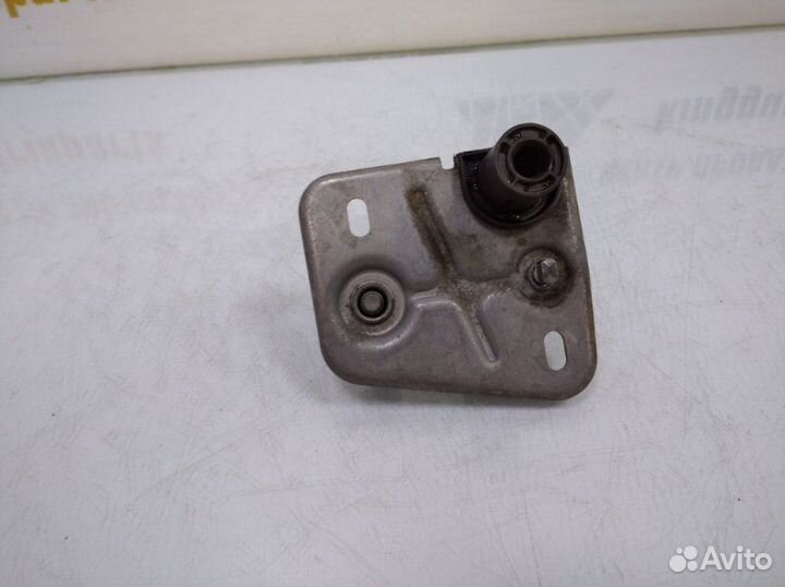 Крюк замка капота Skoda Octavia A8 NN3 2019-2022