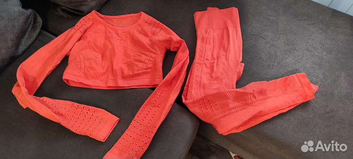 Костюм для фитнеса женский