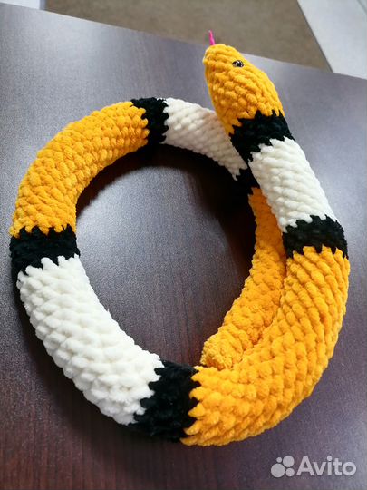 Змея Аспидус ручная работа, символ 2025 года