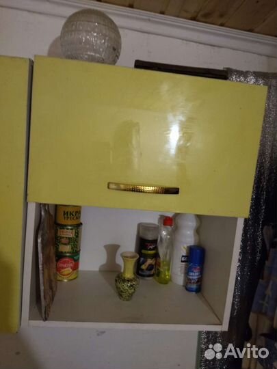 Продам 2 кухонных шкафа в отличном состоянии за 2т