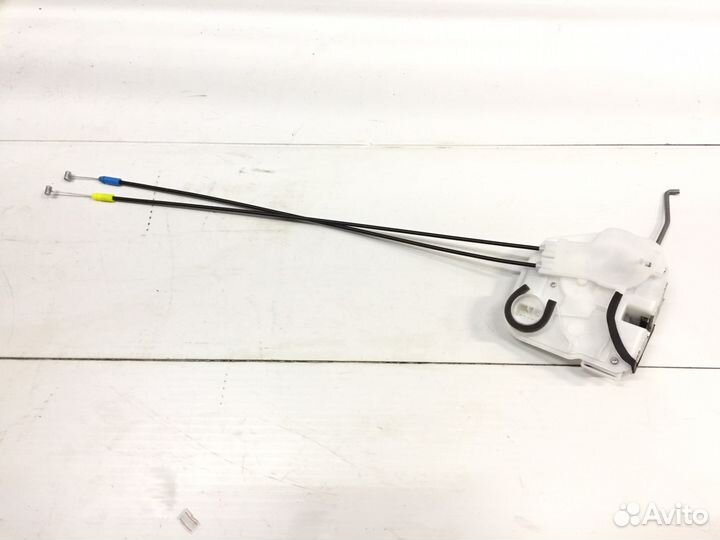 Mitsubishi ASX Замок Двери Передней Задней