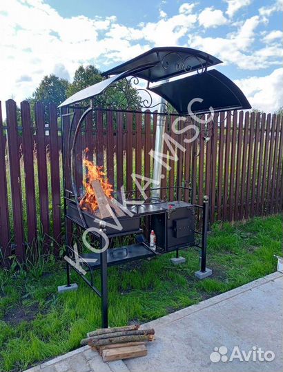 Мангал с крышей