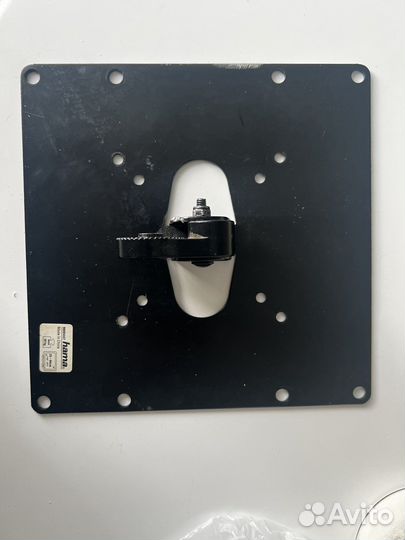 Кронштейн для телевизора 