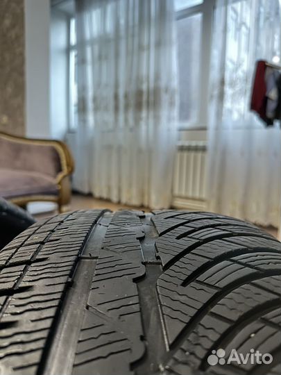 Michelin Pilot Alpin PA4 245/45 R18