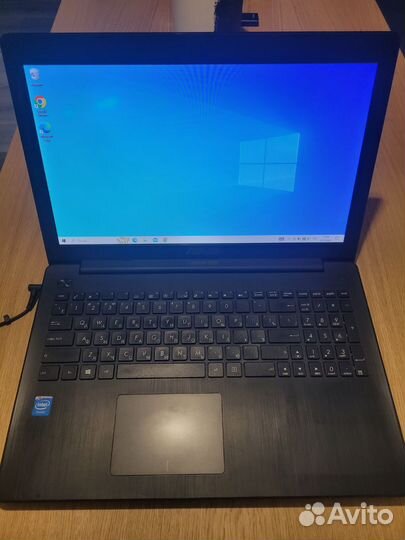 Ноутбук asus x553m
