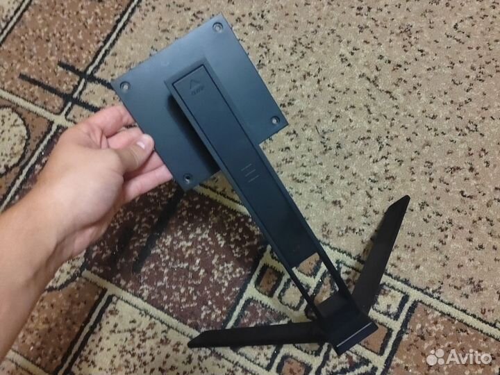 Ножка универсальная для монитора 24