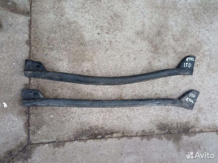 Toyota Land Cruiser 150 уплотнитель задней двери