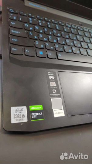 Lenovo Gaming 3 GTX1650 + i5 10300H