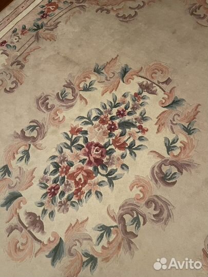 Ковер шерстяной с шелковой нитью