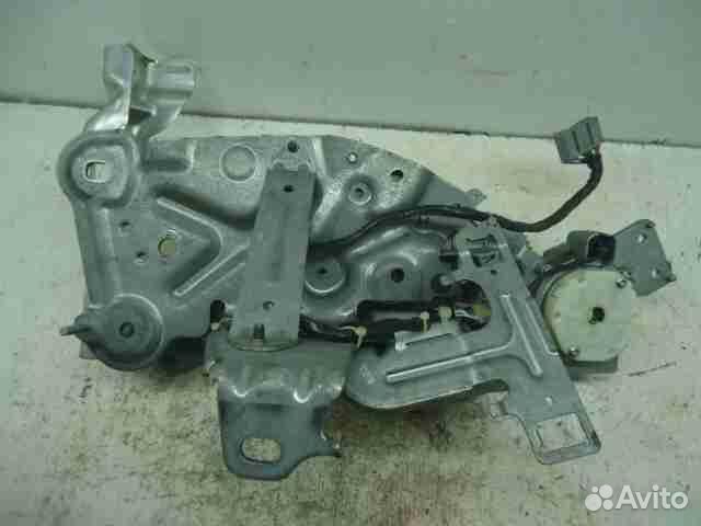 Моторчик крышки багажника Cadillac Escalade