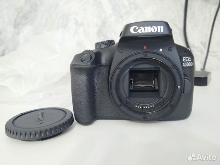 Canon EOS 4000D Kit