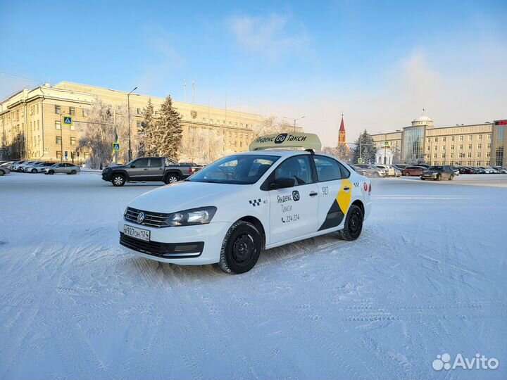 Водитель в Яндекс такси