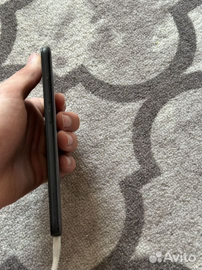 Xiaomi Redmi 8, 3/32 ГБ