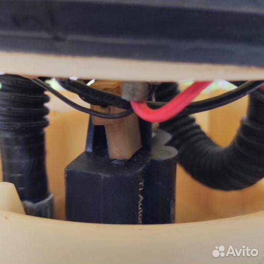 Бензонасос Peugeot 406