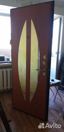 Дверь входная бу