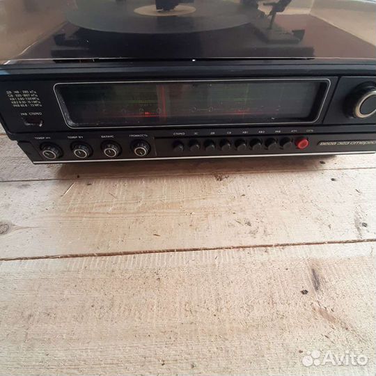 Проигрыватель винила вега