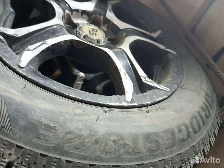 Bridgestone Blizzak Spike-02 185/65 R14