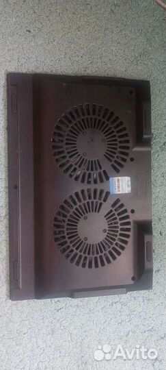 Подставка с охлаждением