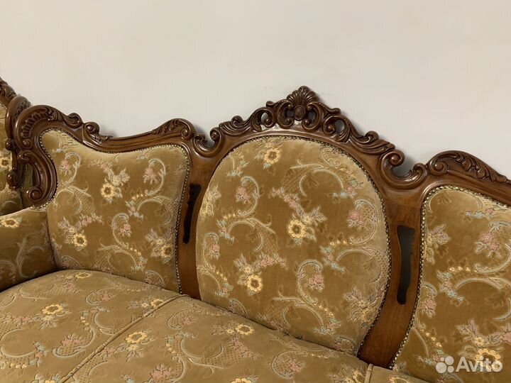 Румынский холл Клеопатра