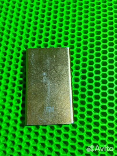 Портативное з/у mi