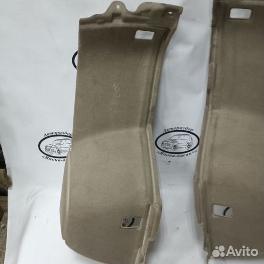 Обшивка арок багажника Lexus rx 300 330 350 400