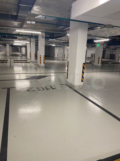 Машиноместо, 14 м²