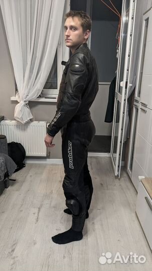 Мотокомбез кожаный