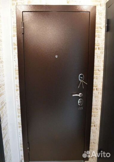 Дверь входная металлическая