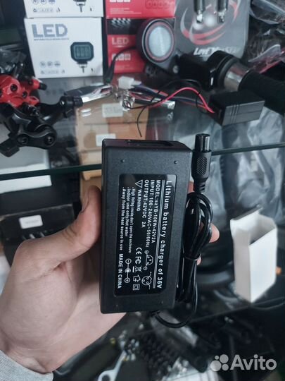 Зарядное устройство для гироскутера