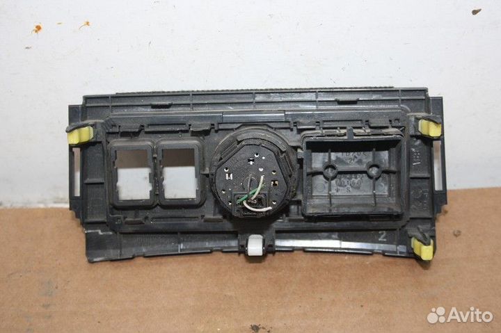 Блок кнопок toyota land cruiser (150) -prado 2009