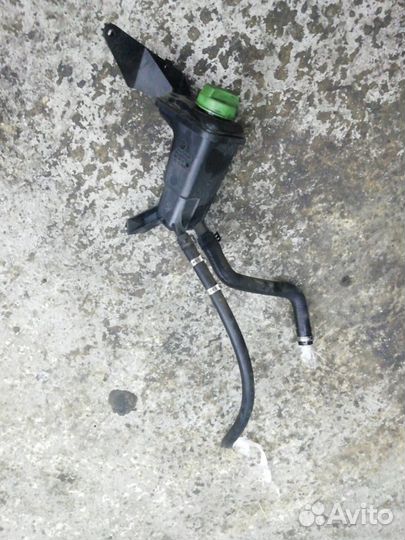 Бачок гидроусилителя Volkswagen