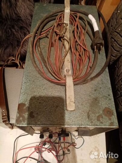 Зарядное устройство для аккумуляторов профисионал