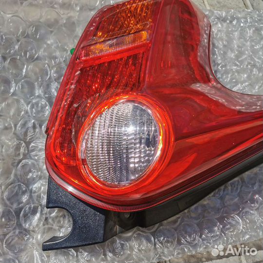 Новая фара для Nissan Juke оригинал