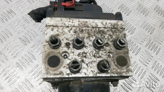 Блок ABS volkswagen passat B6 (5BN02KW01)