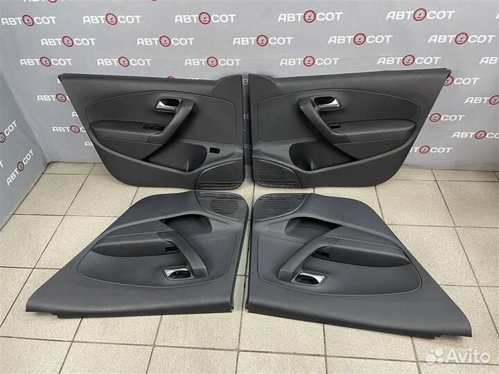 Дверные карты комплект VW Polo (Sed RUS) 2011