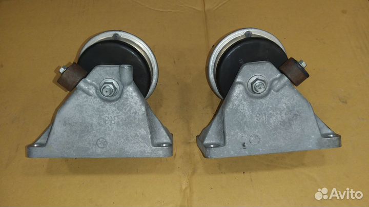 Подушка двигателя lexus gs 460