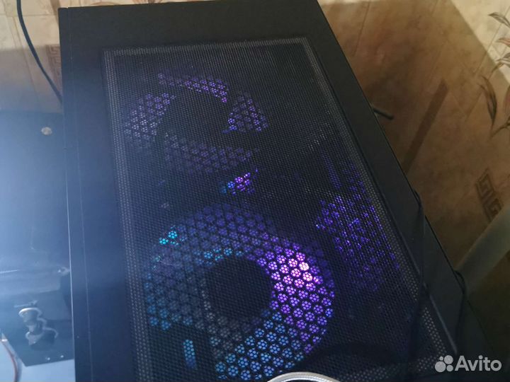 Корпус Thermaltake