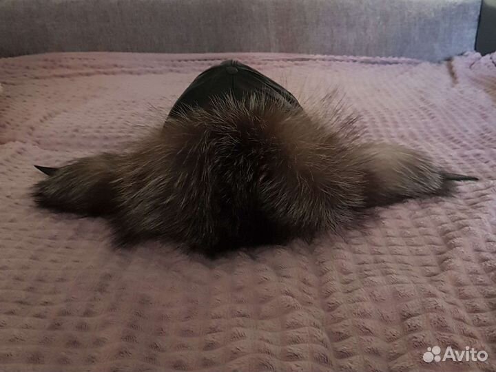 Женские меховые шапки